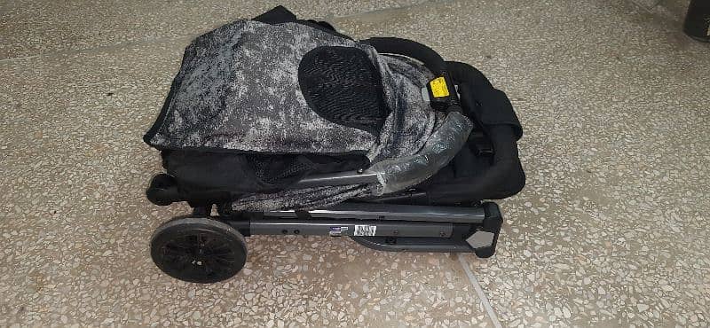 Baby pram imported Good condition 10/10 4