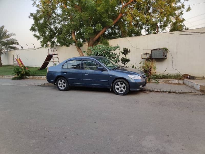 Honda Civic EXi 2005 "urgent sale" 5