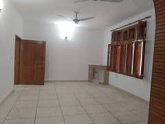 F6 upper portion for rent 3 bedroom with attached bathroom drawing dining