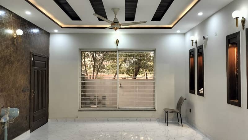 House For rent Situated In Bahria Town - Sector C 6