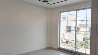 House For rent Is Readily Available In Prime Location Of Bahria Town - Sector E