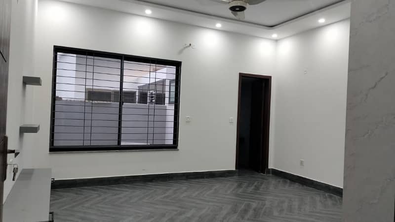 House For rent Situated In Bahria Town - Sector E 0