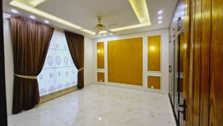 House Sized 8 Marla Available In Bahria Town