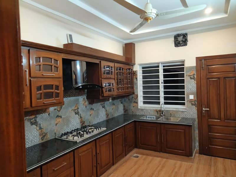 30*70 Brand New House For Rent in G-14/4 13