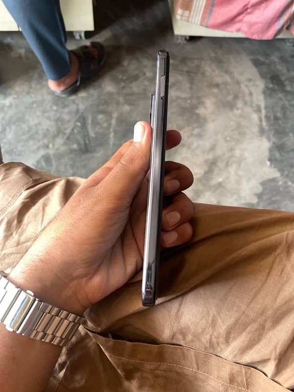 Infinix zero x pro 10 by 9 condition 4