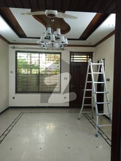 10 Marla lower portion for Rent in G-13/4