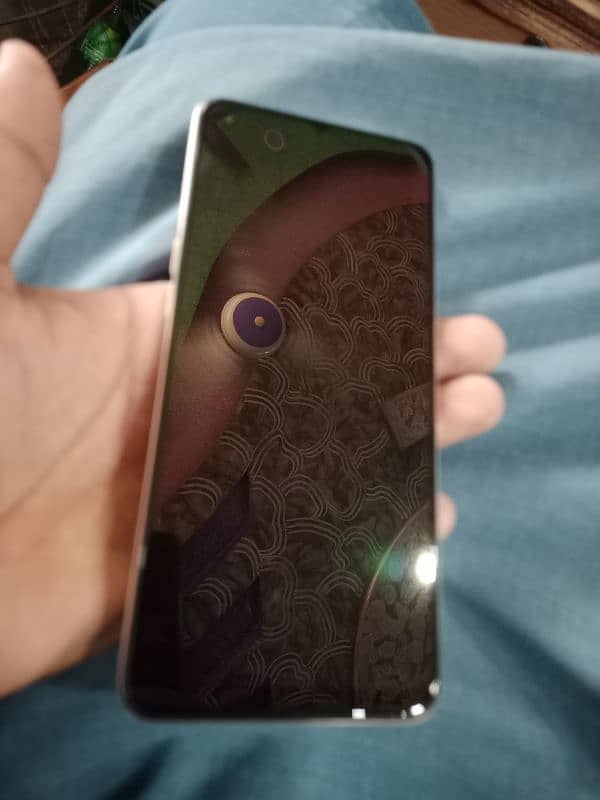 Oppo F21 pro 8