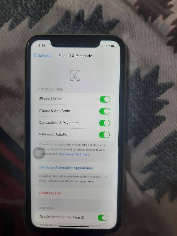 iPhone 11 128gb bypass sim not working water pack 3