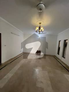 10 Marla Upper Portion For rent In G-13/3 Islamabad