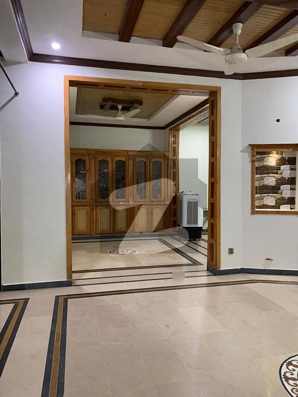 Upper Portion For Grabs In 10 Marla Islamabad 2