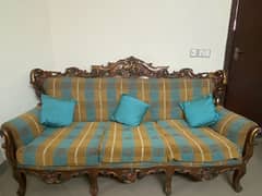 Chinoti Sofa Set with Good condition