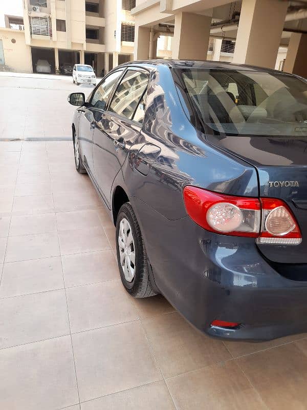 Toyota Corolla GLI 2011 5