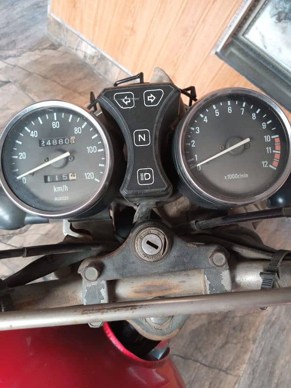 Suzuki GS 150 For Sale 4