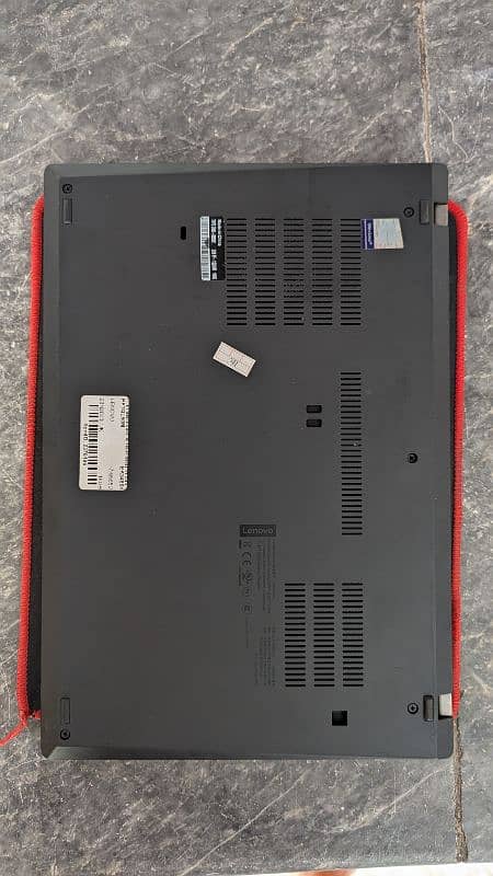 Lenovo T490 Core i7 8th gen 8gb ddr4 ram type c charger slim laptop 5