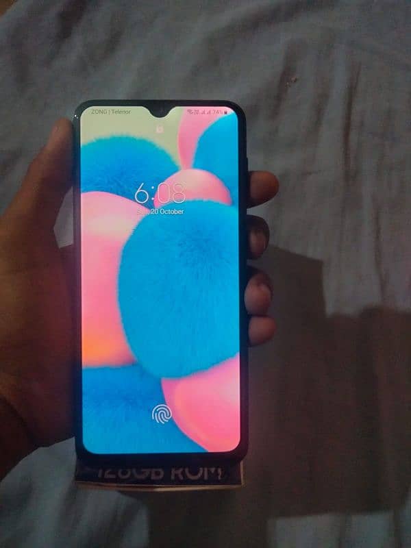 Samsung galaxy a30s 4gb 128gb with box and originall charger 0