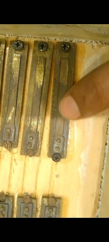 Bhargava Antique reeds harmonium 2