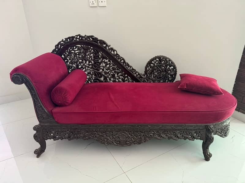 dewan sethi/sofa 1