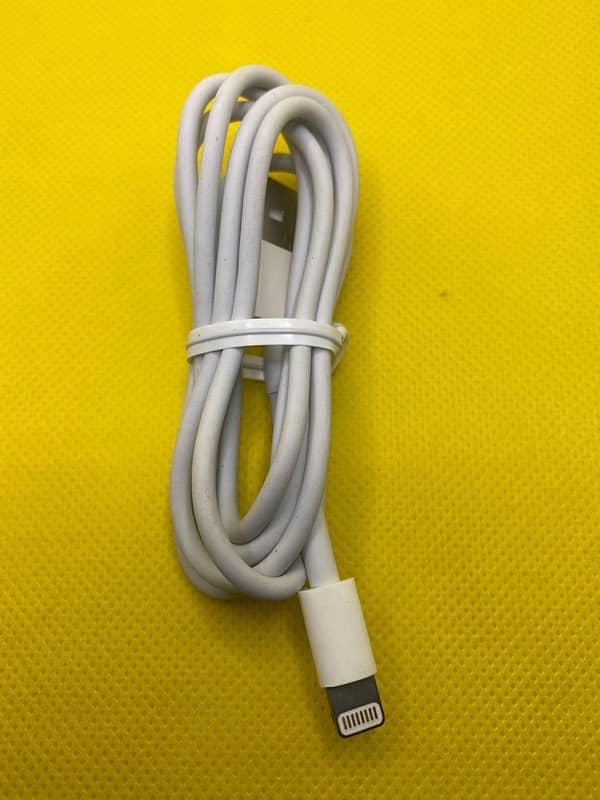 iPhone cable usb and type c 2