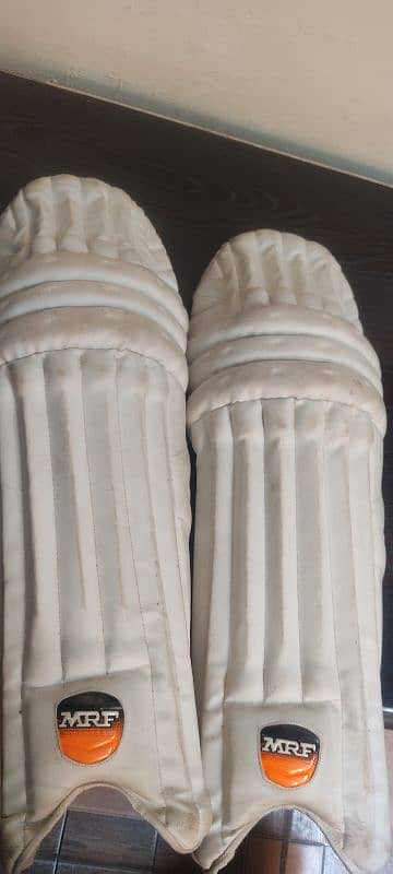 batting pads mrf 1