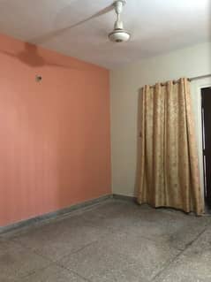 2 bed DD Flat good condition road facing Gulshan-e-Iqbal block 13 E 0