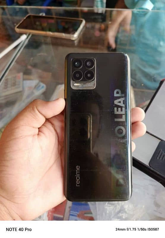 Realme 8 128 gb box and charger 6