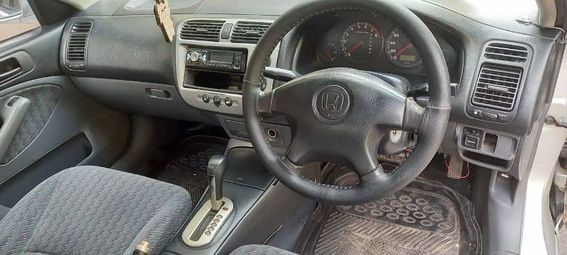 Honda Civic EXi 2004 4