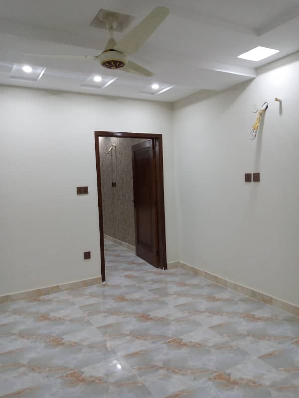 1 Bed Luxury Flat is Available For Sale In Sector C Bahria Town Lahore 4