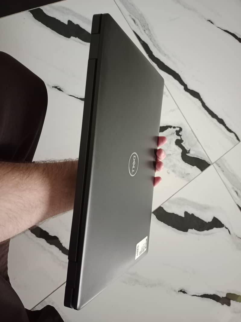 Dell Latitude 5400 2