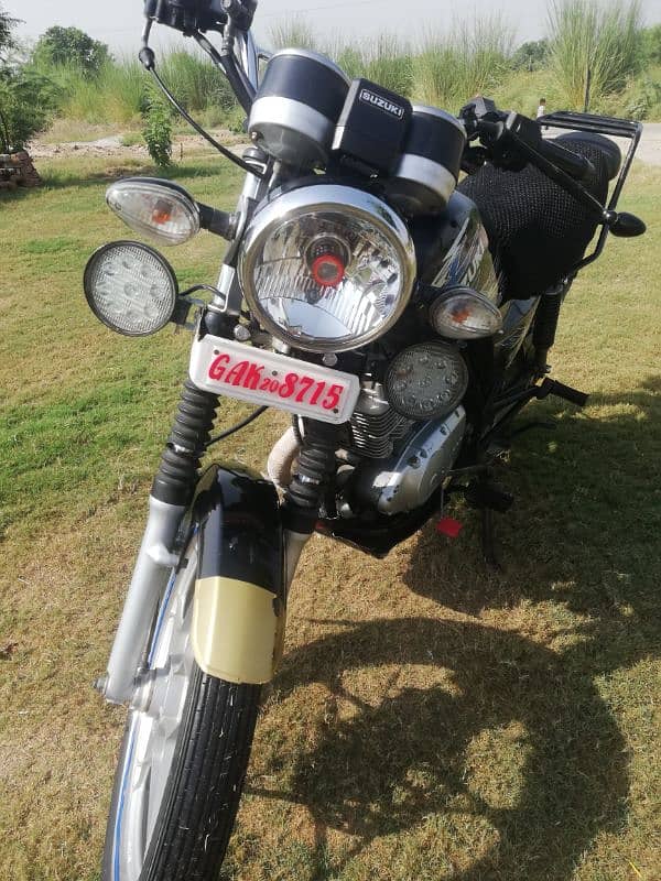 Suzuki GS 150 se 2020 model 3