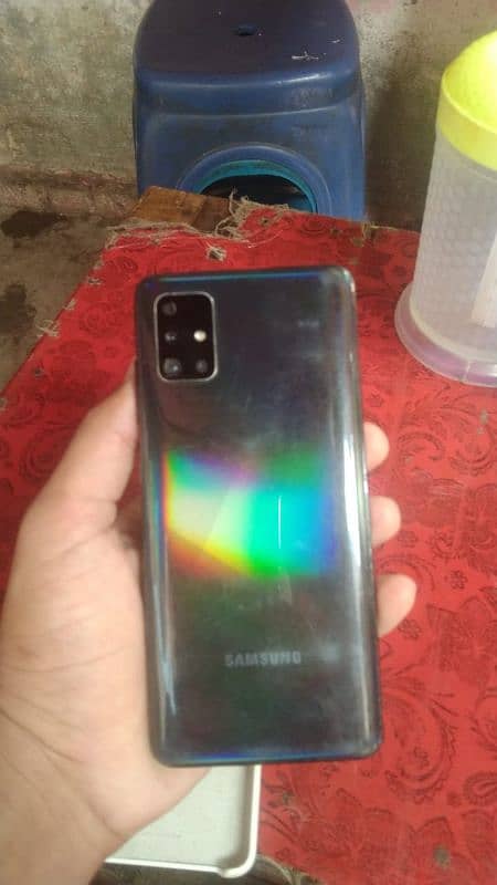 Samsung A51 5G . . 6gb ram 128gb rom 8