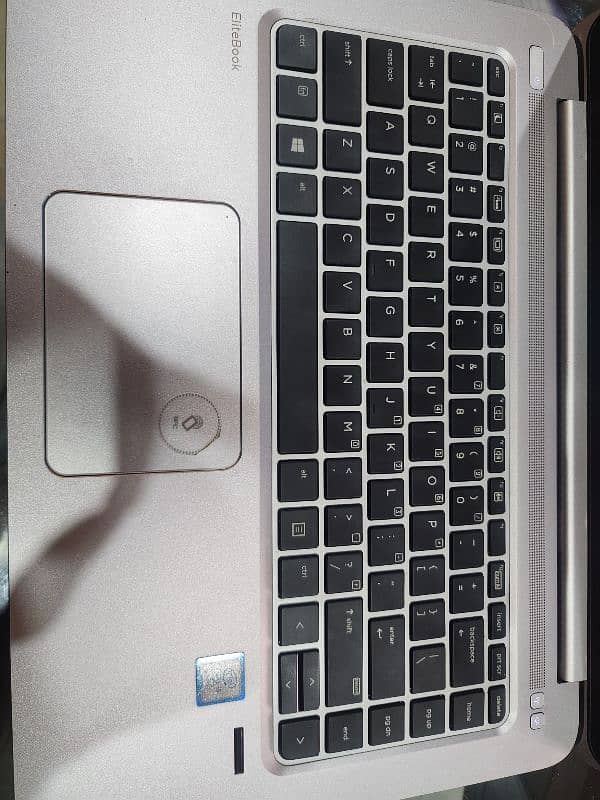 HP Elitebook folio 1040 G3 6