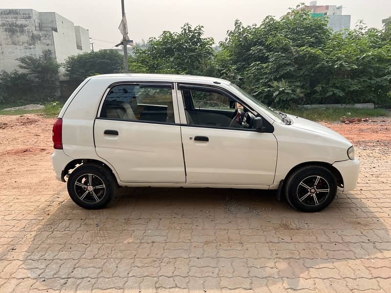 Suzuki Alto 2012 1