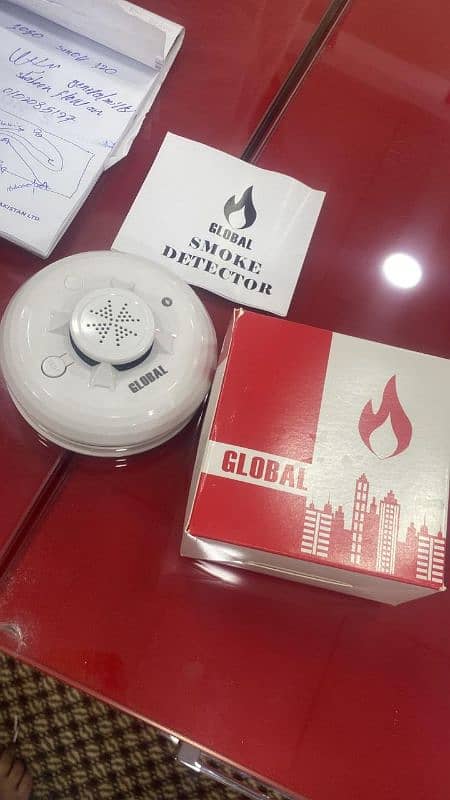 Battery Operated smoke Detector Global BRK Fire Alarm System 3