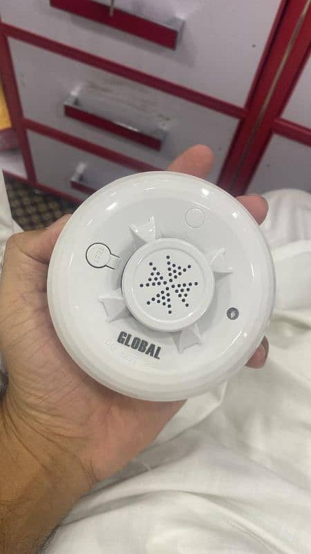 Battery Operated smoke Detector Global BRK Fire Alarm System 5