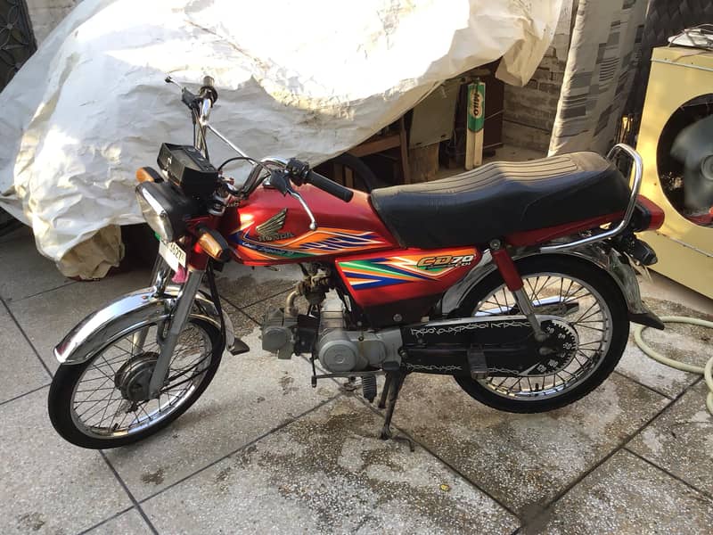 Honda CD 70 2020 4