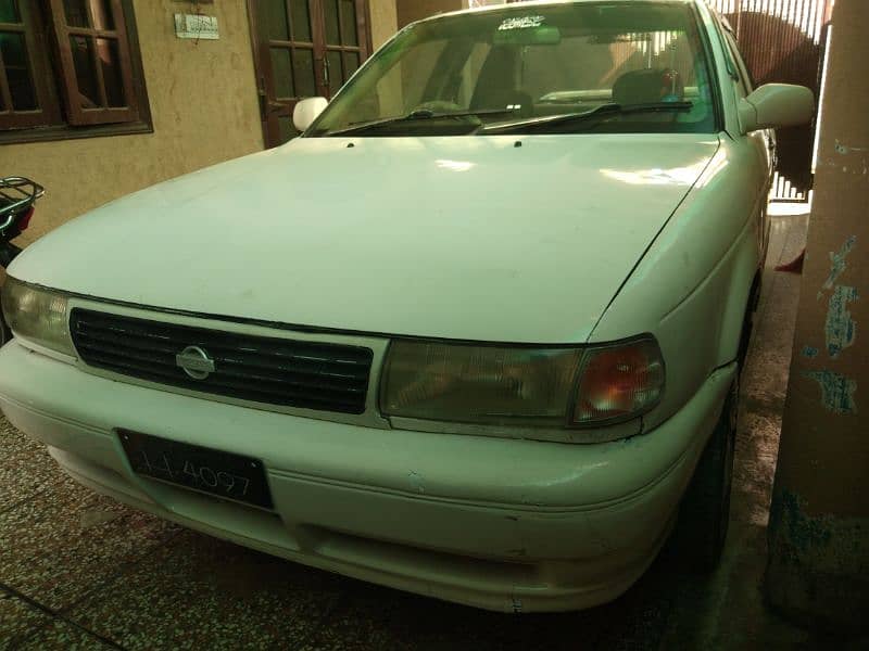 Nissan Sunny 1992 8