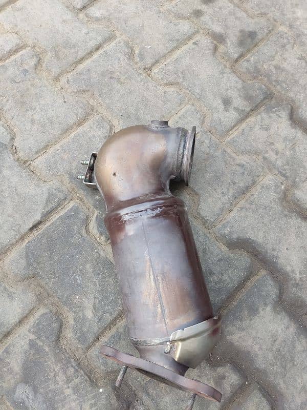 Catalytic Converter Silencer Vitz Passo Reborn Prius Alto Gli City FB2 3