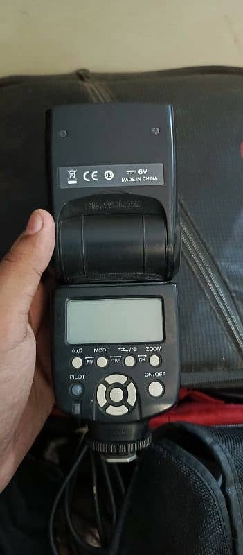 YONGNUO YN560 III TX WITH TRIGGER AND BOX 1