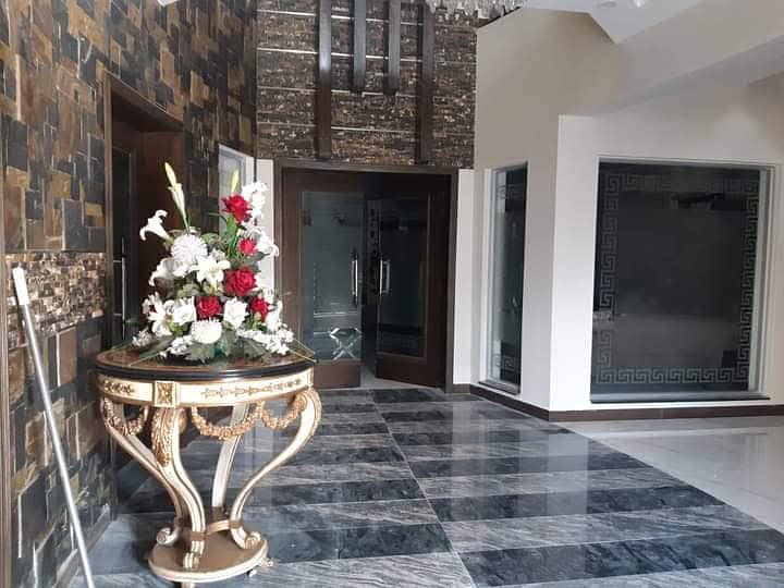 01 Kanal Fully Furnished House Available On Rent In DHA Phase 6 17