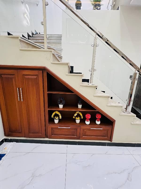 Prominently-Located Prime Location House Available In Sufiyan Garden For Sale 14