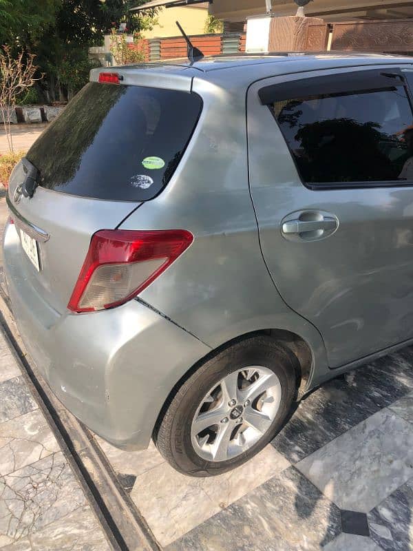 Toyota Vitz 2013 9