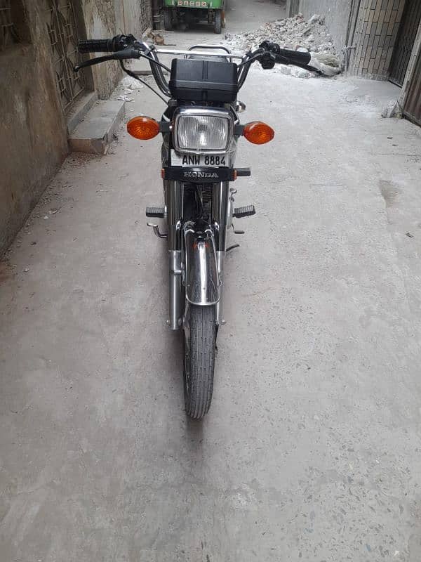 Honda 125 2023 model 3