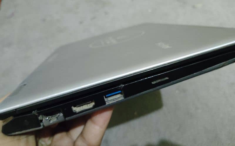 Haier y11c Laptop 1