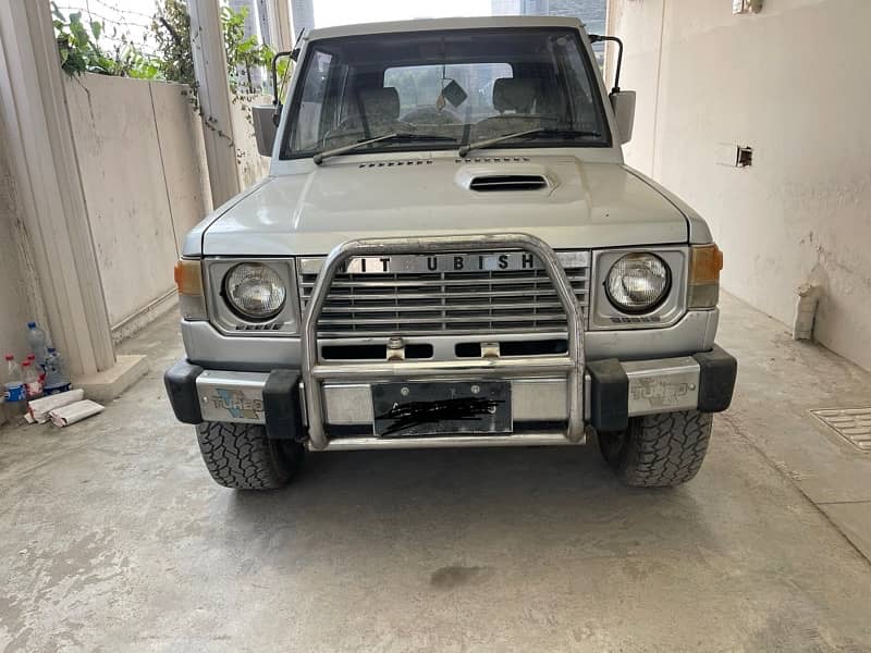 Mitsubishi Pajero 1992 1