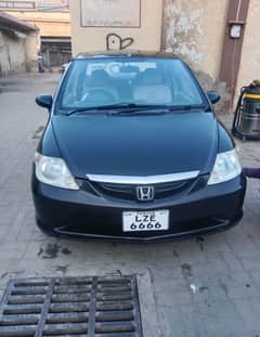 Honda City 2005 Neat and Clean0/3/4/0/7/6/5/9/8/1/1