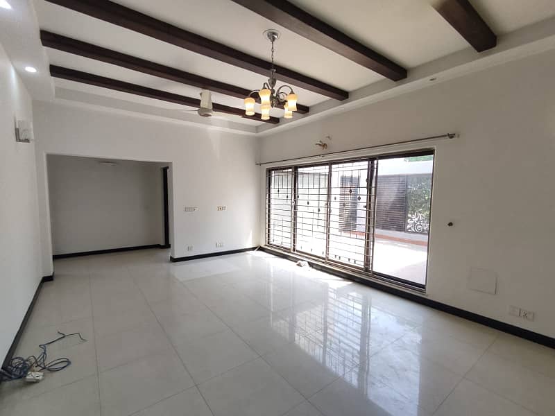 1 Kanal Bungalow Upper Portion Available For Rent In DHA Phase 7 Lahore 16