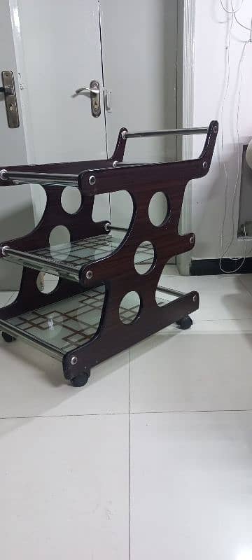 Tea Trolley + Set Of 4 Side Tables 2