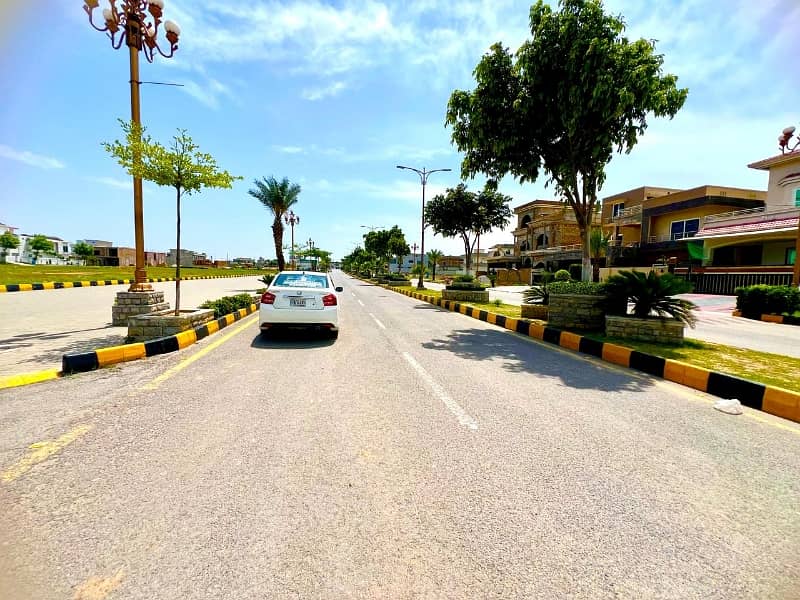 10 MARLA MAIN BOULEVARD PLOT FOR SALE F-17 ISLAMABAD ALL FACILITY AVAILABLE CDA APPROVED SECTOR 10