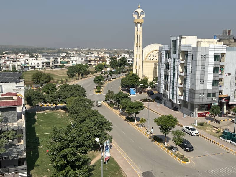 10 MARLA MAIN BOULEVARD PLOT FOR SALE F-17 ISLAMABAD ALL FACILITY AVAILABLE CDA APPROVED SECTOR 43