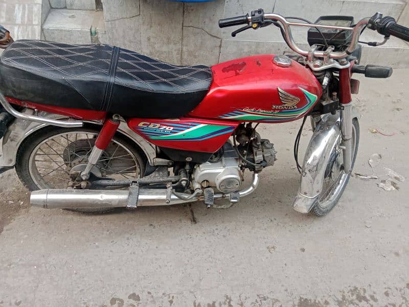 honda 70 good condition totally genuine 4